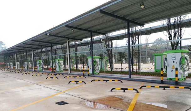 湖南芙蓉南路充電站.jpg